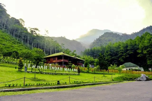 Tempat Wisata Alam Di Malang Terbaru Dan Paling Favorit De Malang