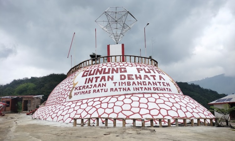 Gunung Putri Objek Wisata Alam Dengan Sejuta Pesona Di Garut De Java