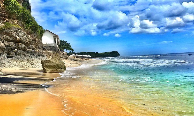 Pantai Balangan Bali Daya Tarik Lokasi And Harga Tiket De Bali