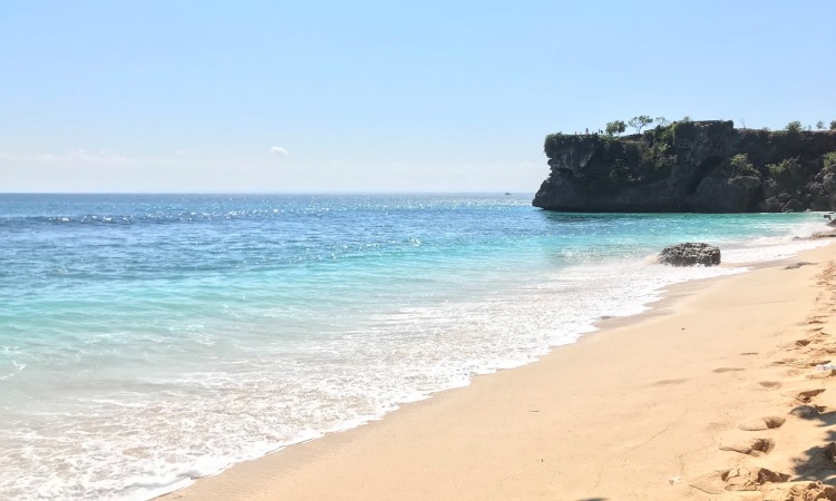 Pantai Balangan Bali Daya Tarik Lokasi And Harga Tiket De Bali