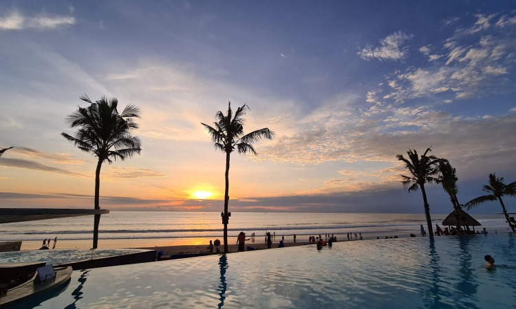 Desa Potato Head, Tempat Nongkrong Populer Di Seminyak Bali - De Bali