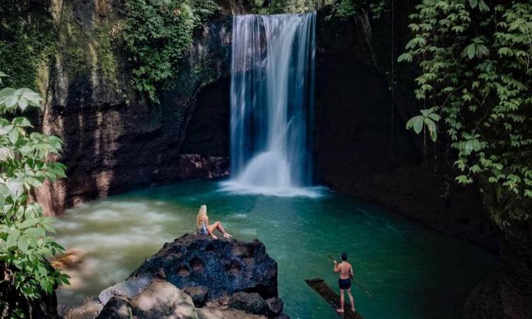 Suwat Waterfall, Surga Alam Tersembunyi Nan Eksotis Di Gianyar - De Bali