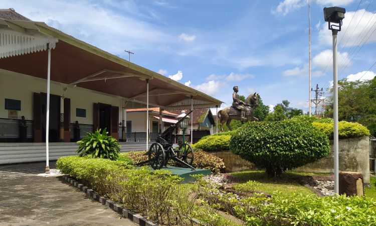 Museum Sasmitaloka, Museum Sejarah Perjuangan Jendral Sudirman Di ...