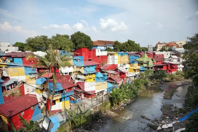 Mengenal Kali Code, Kampung Warna-Warni Yang Hits Di Jogja - De Jogja