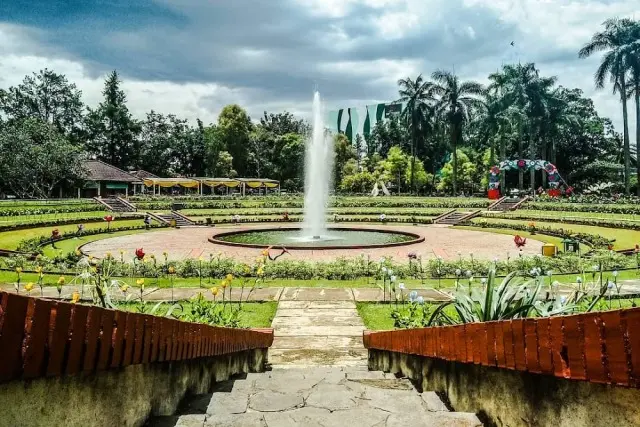 Taman Wiladatika, Bersantai Sambil Menikmati Suasana Pesona Alam Di ...